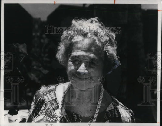 1977 Press Photo Aggie Grey in Bloody Mary - cvp18393 - Historic Images