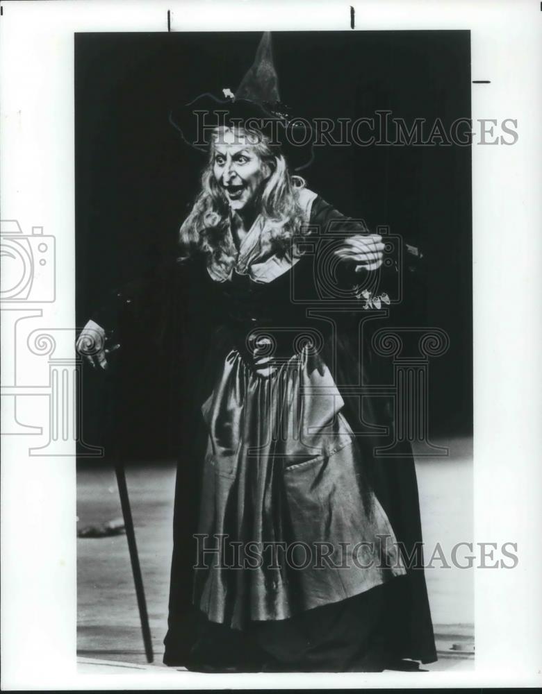 1985 Press Photo Rosalind Elias in Hansel and Gretel Metropolitan Opera Singer - Historic Images