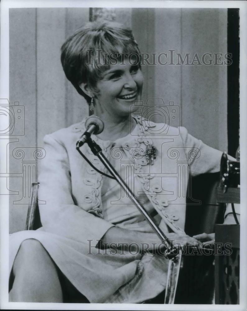 Press Photo Film Star Joanne Woodward on The Steve Allen Show - cvp18684 - Historic Images