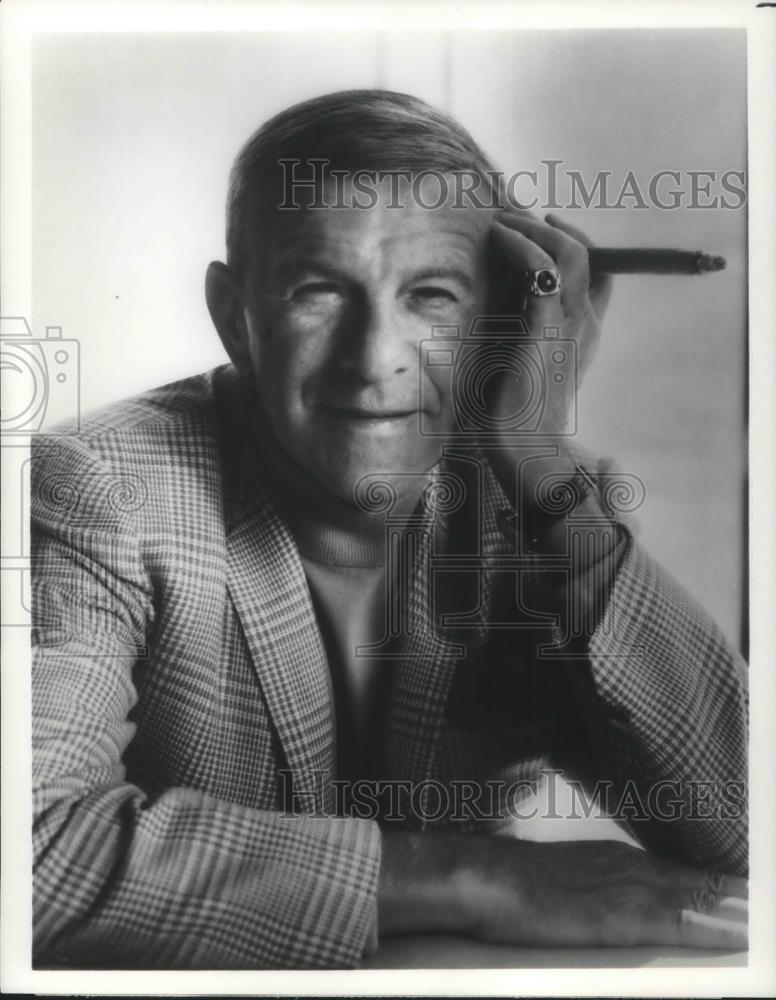 1976 Press Photo George Burns on The George Burns Comedy Special - cvp09687 - Historic Images