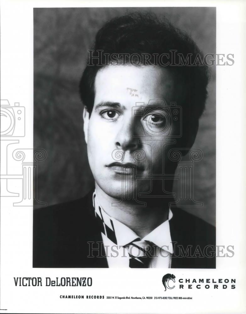 1991 Press Photo Victor DeLorenzo Drummer for The Violent Femmes - cvp04081 - Historic Images