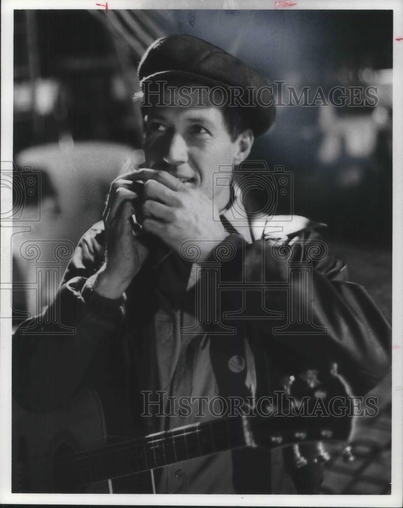 1976 Press Photo David Carradine in Bound for Glory - 203 - cvp07888 - Historic Images
