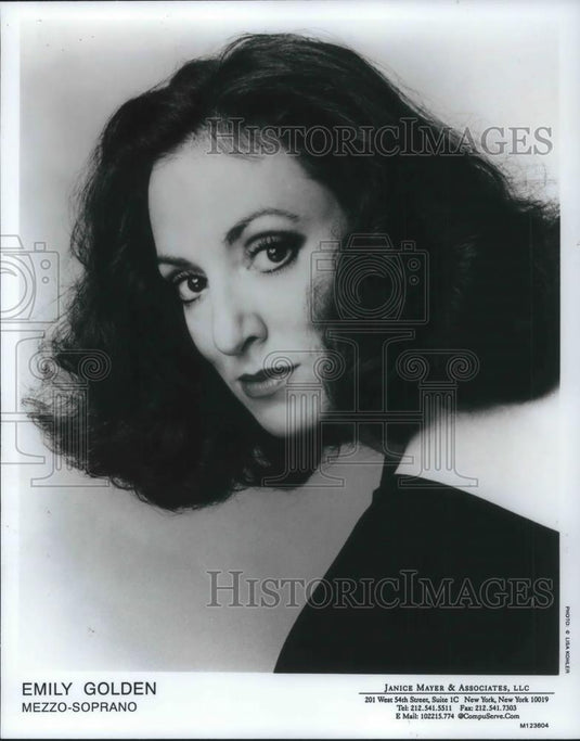 2002 Press Photo Emily Golden Mezzo-Soprano - cvp14224 - Historic Images