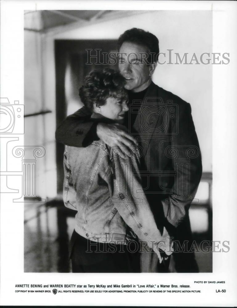 1994 Press Photo Annette Bening and Warren Beatty in Love Affair - cvp18798 - Historic Images