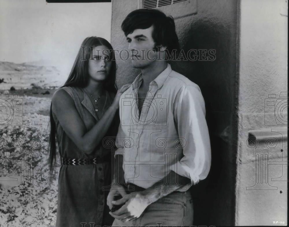 1970 Press Photo Mark Frechetta and Daria Halgrin, Zatriskie Point - cvp16378 - Historic Images