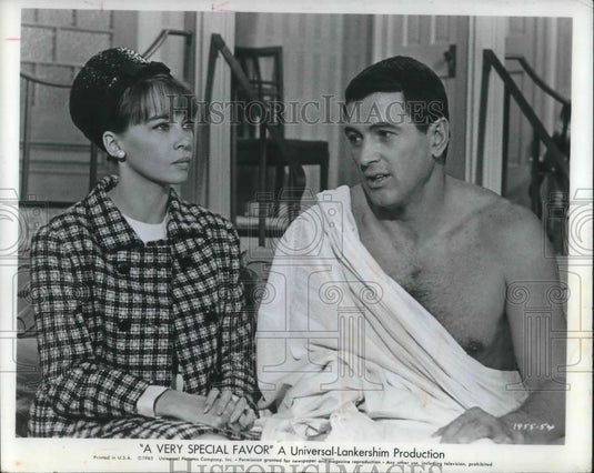 1965 Press Photo Leslie Caron & Rock Hudson in A Very Special Favor - cvp08185 - Historic Images