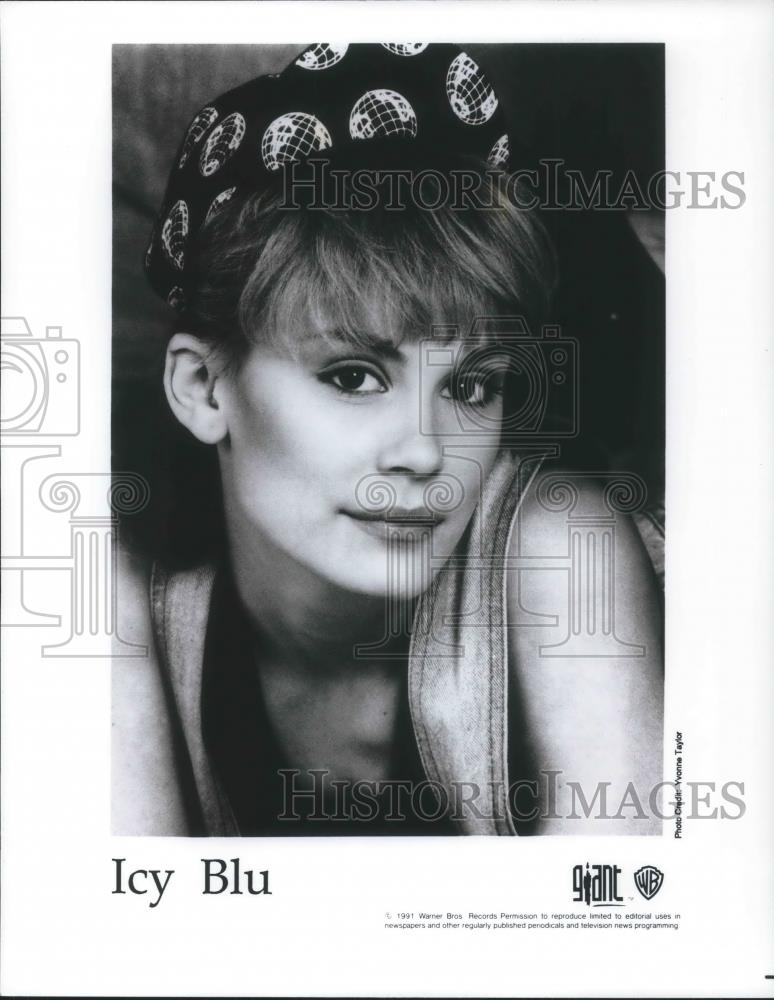 1991 Press Photo Icy Blu Dance Pop Rap Singer - cvp03031 - Historic Images