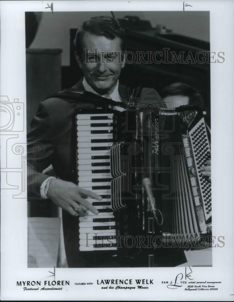 1982 Press Photo Myron Floren on Lawrence Welk Show - cvp12917 - Historic Images