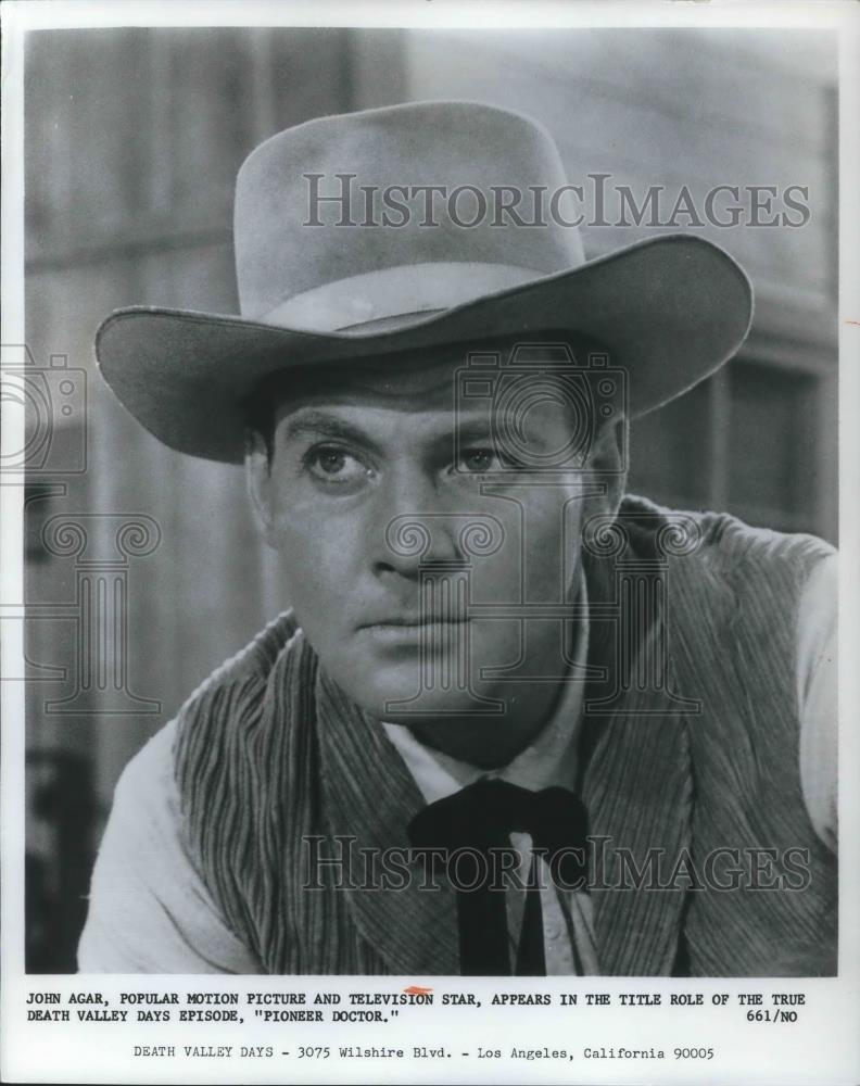 1964 Press Photo John Agar Appears In Death Valley Episode Pioneer Doctor - Historic Images