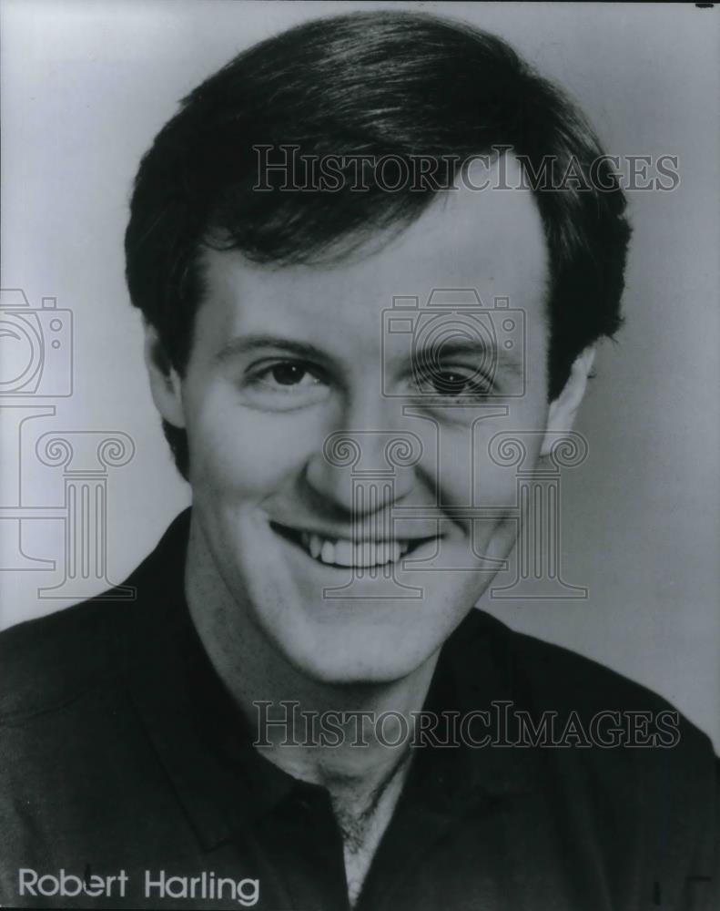 1990 Press Photo Robert Harling American writer, producer and film director - Historic Images