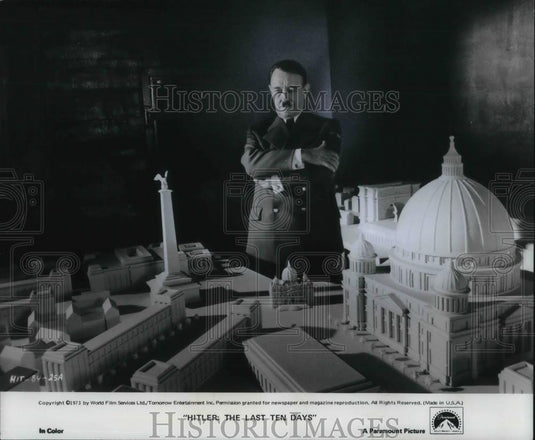 1973 Press Photo Alec Guinness in The Last Ten Days - cvp18461 - Historic Images