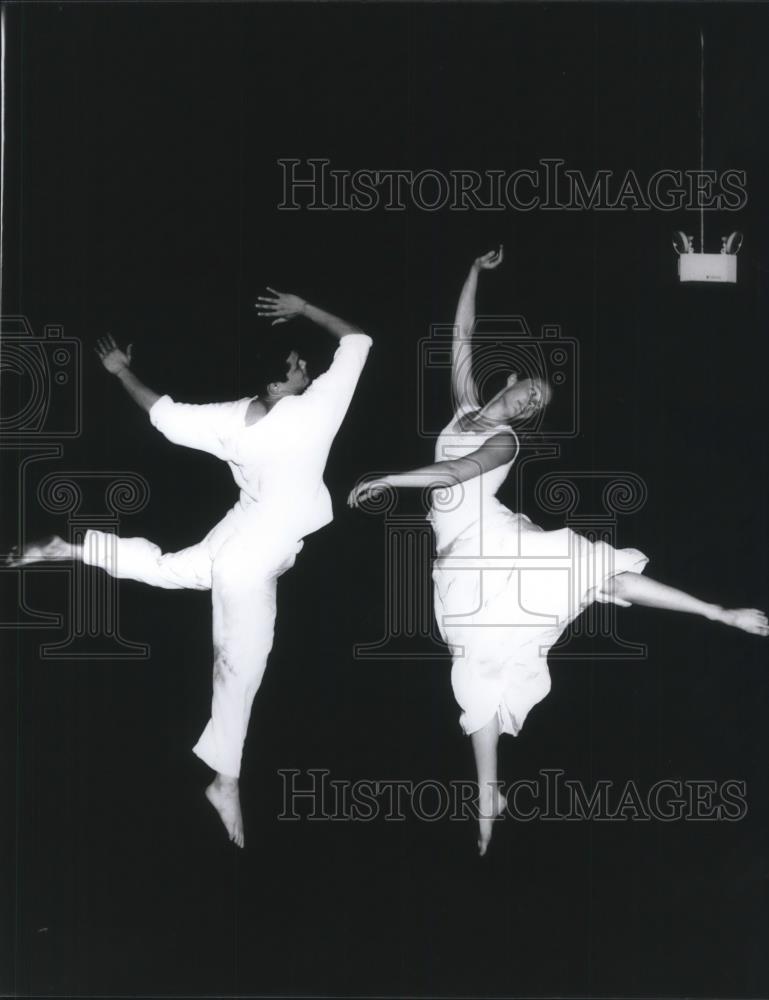 1995 Press Photo Stephanie Gottlob and Yuji Oka Performance Dancers - cvp13254 - Historic Images