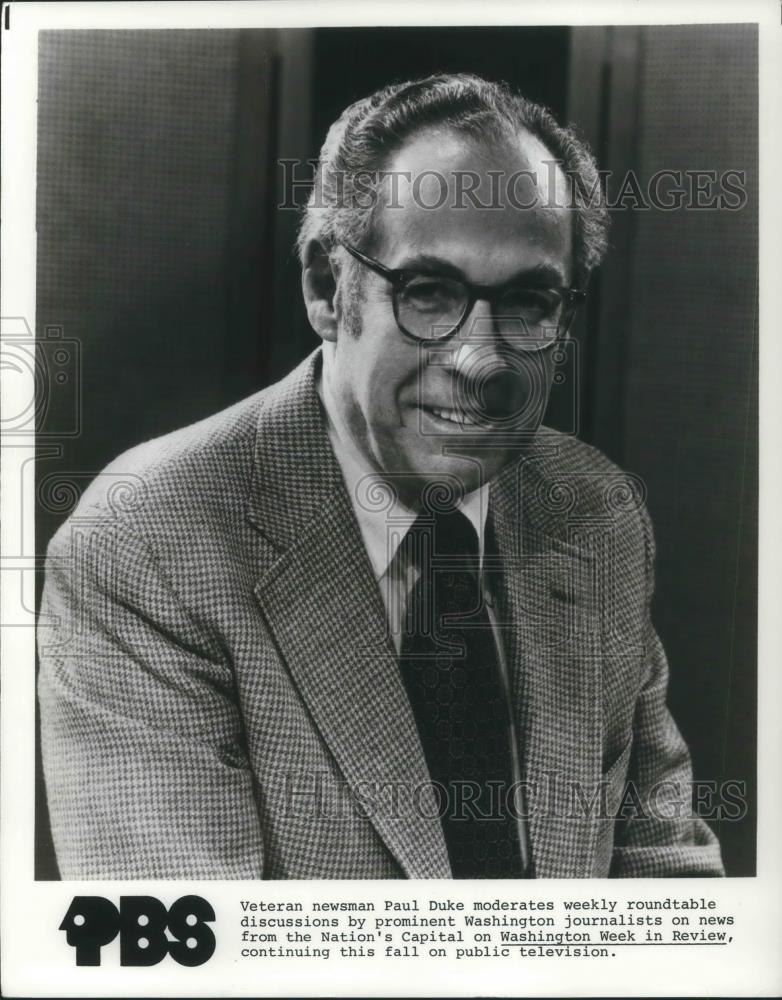 1982 Press Photo Paul Duke News Anchor on Washington Week in Review - cvp03433 - Historic Images