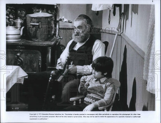 1975 Press Photo Man and Young Boy - cvp06647 - Historic Images