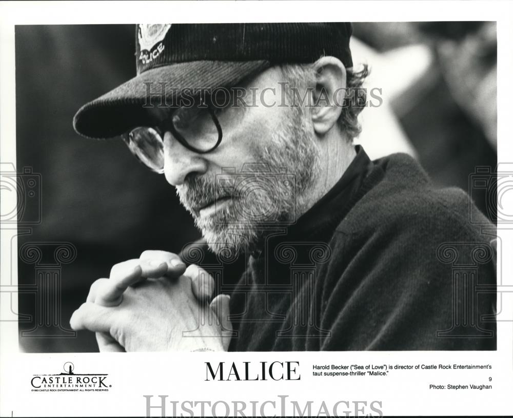 1994 Press Photo Harold Becker Director of Malice - cvp00661 - Historic Images