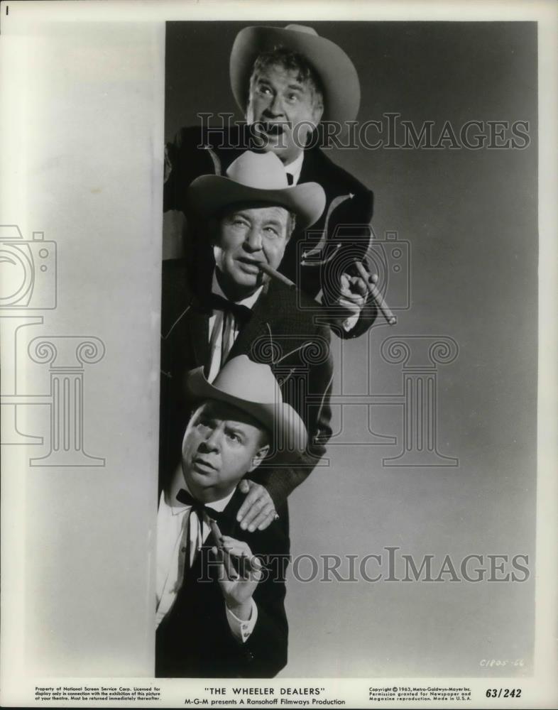 1964 Press Photo Chill Wills Phil Harris Charles Watts in The Wheeler Dealers - Historic Images
