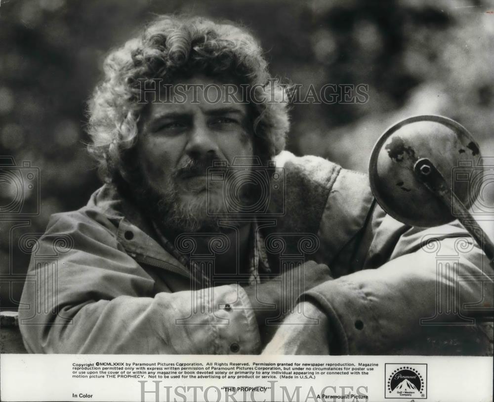 1979 Press Photo Robert Foxworth stars in The Prophecy movie film - cvp14538 - Historic Images
