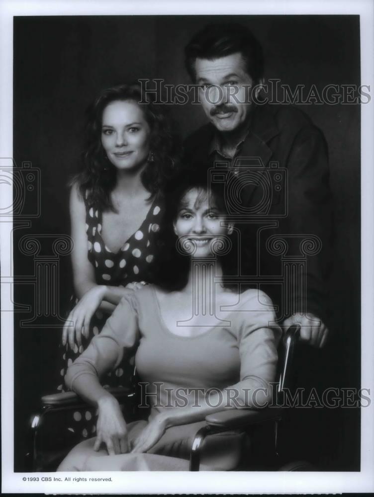 1993 Press Photo Lesley Ann Warren in In Sickness and In Health - cvp19825 - Historic Images