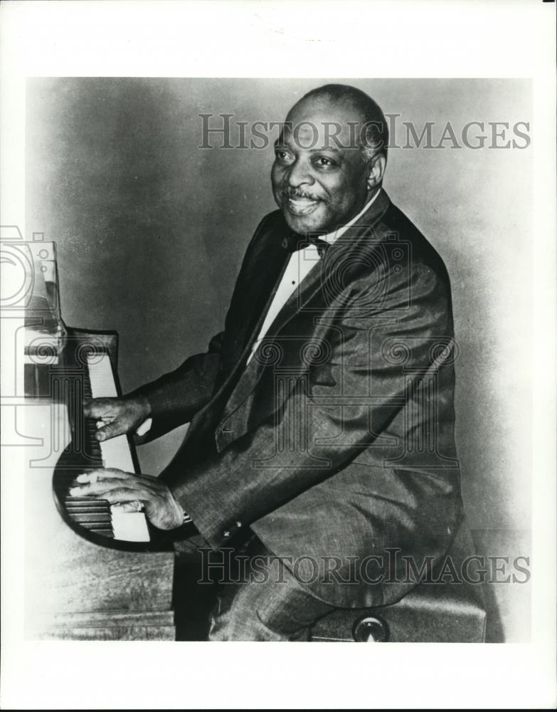 Press Photo Count Basie Pianist - cvp00918 - Historic Images