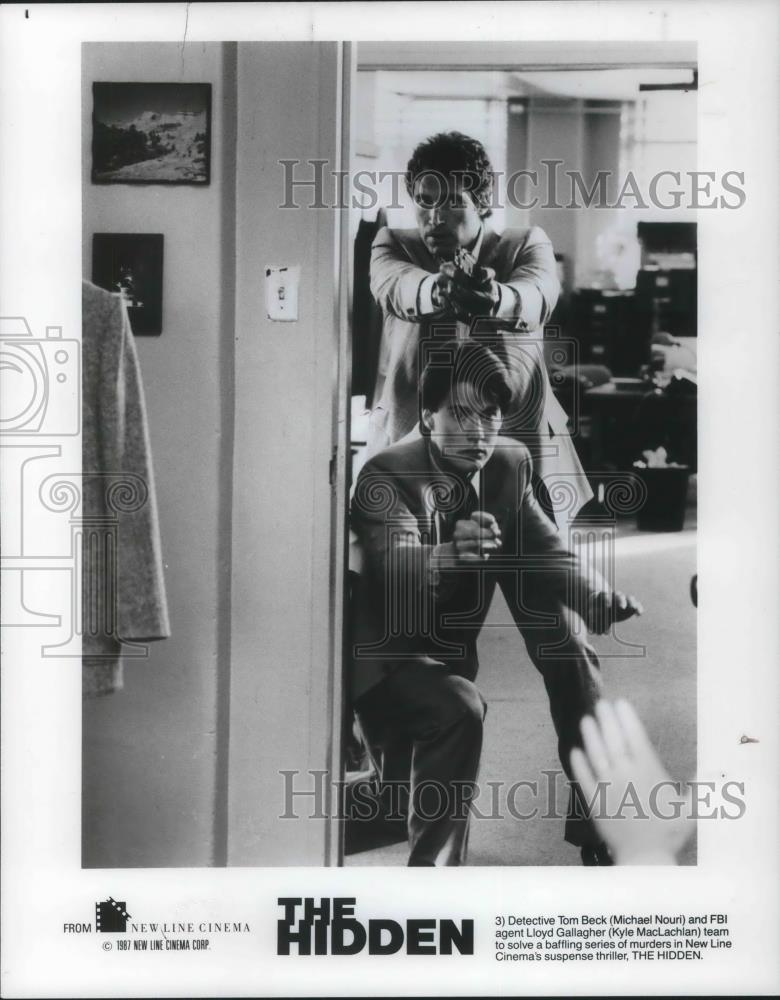1987 Press Photo Michael Nouri &amp; Kyle MacLachian in The Hidden - cvp10840 - Historic Images
