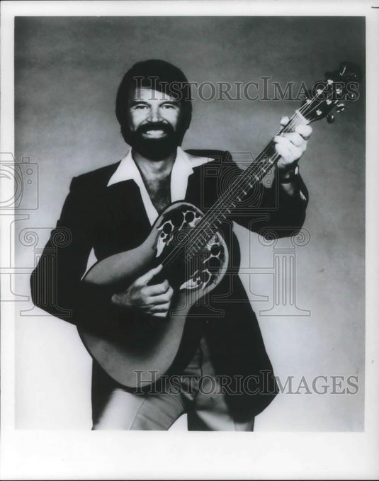 1983 Press Photo Glenn Campbell - cvp07543 - Historic Images