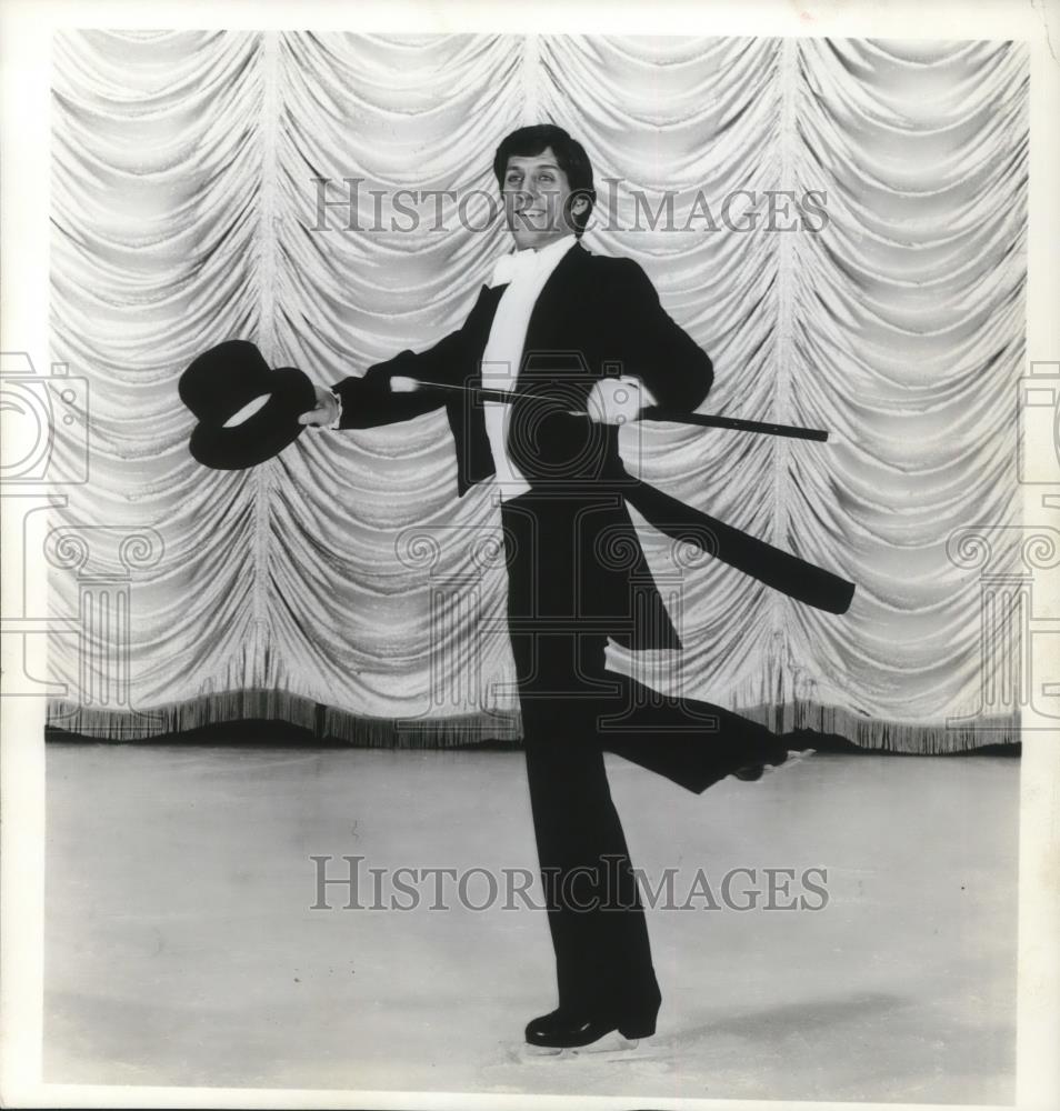 1982 Press Photo Richard Dwyer Figure Skater - cvp06413 - Historic Images