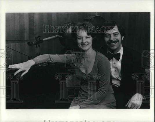 1980 Press Photo Cellist Norman Fisher Pianist Jeanne Fischer - cvp15798 - Historic Images