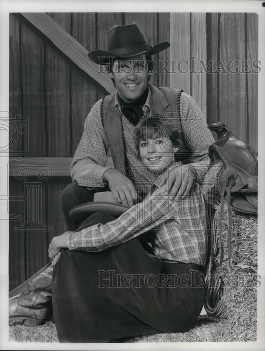 1979 Press Photo Charles Frank & Susan Blanchard in Young Maverick - cvp19899 - Historic Images