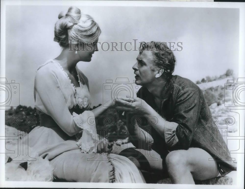 1974 Press Photo Candice Bergen &amp; Michael Caine in The Magus - cvp09050 - Historic Images