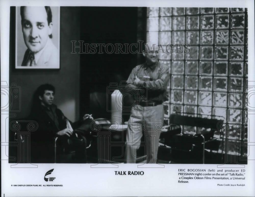 1990 Press Photo Eric Bogosian and Ed Pressman Producer of Talk Radio - Historic Images