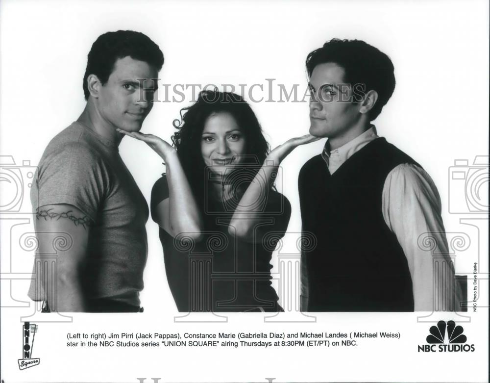 1997 Press Photo Jack Pappas, Gabriella Diaz & MIchael Landes in Union Square - Historic Images