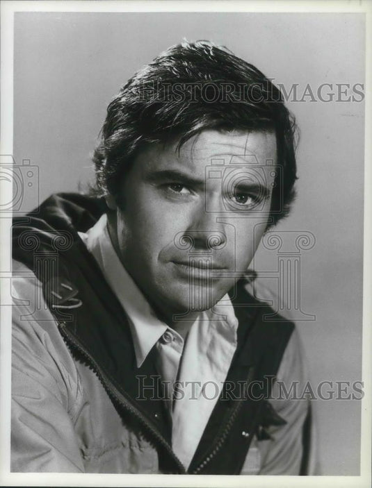 1982 Press Photo Robert Urich in Gavilan - 322 - cvp10911 - Historic Images