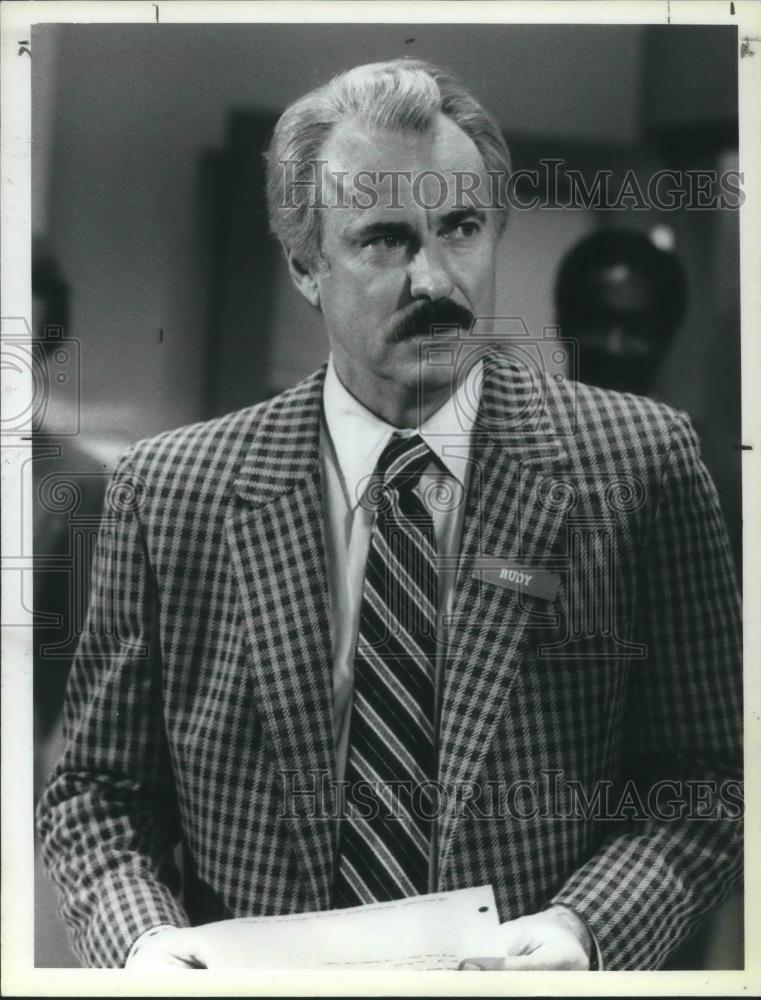 1983 Press Photo Dabney Coleman in Buffalo Bill - Historic Images