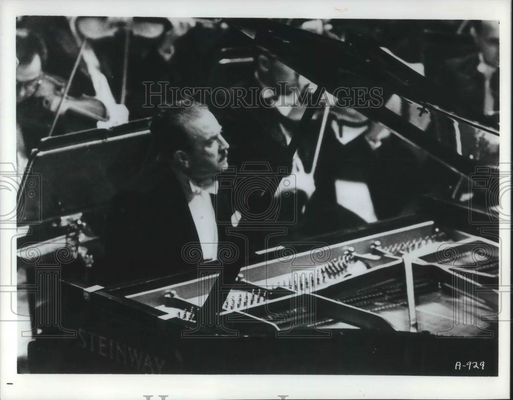 1972 Press Photo Claudio Arrau Chilean Classical Concert Pianist - cvp13614 - Historic Images