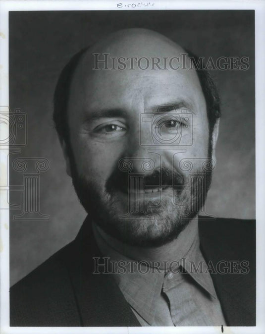 1996 Press Photo Anthony DeCurtis Editorial Director/Correspondent VH1 - Historic Images