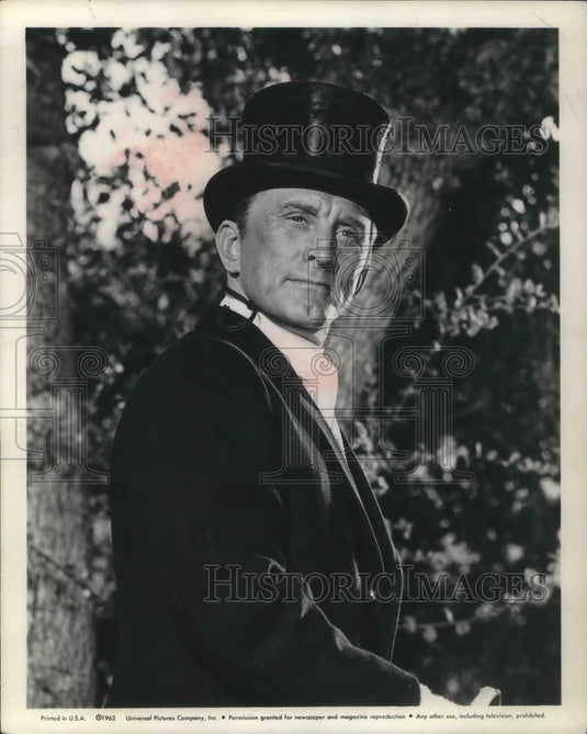 1963 Press Photo Kirk Douglas in The List of Adrian Messenger - cvp03795 - Historic Images