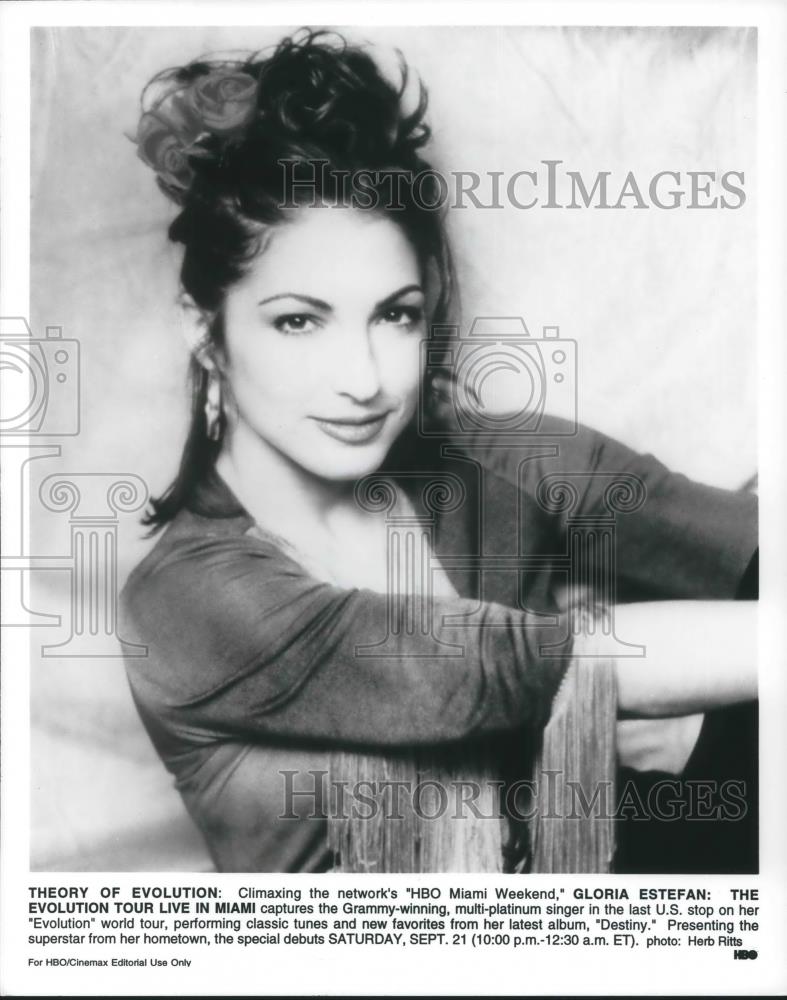 1997 Press Photo Gloria Estefan The Evolution Tour Live in Miami HBO Special - Historic Images