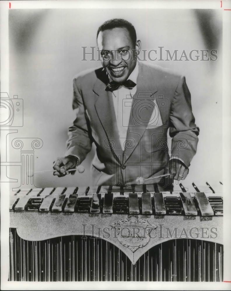 1997 Press Photo Lionel Hampton - cvp16232 - Historic Images