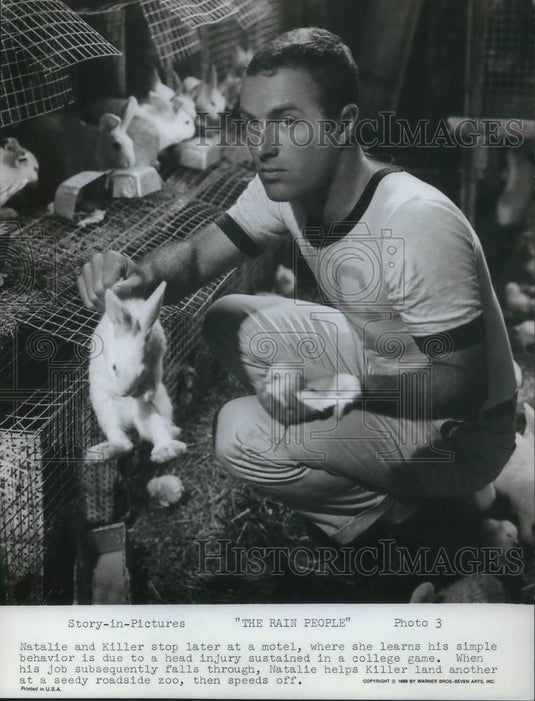 1971 Press Photo James Caan in The Rain People - cvp07926 - Historic Images