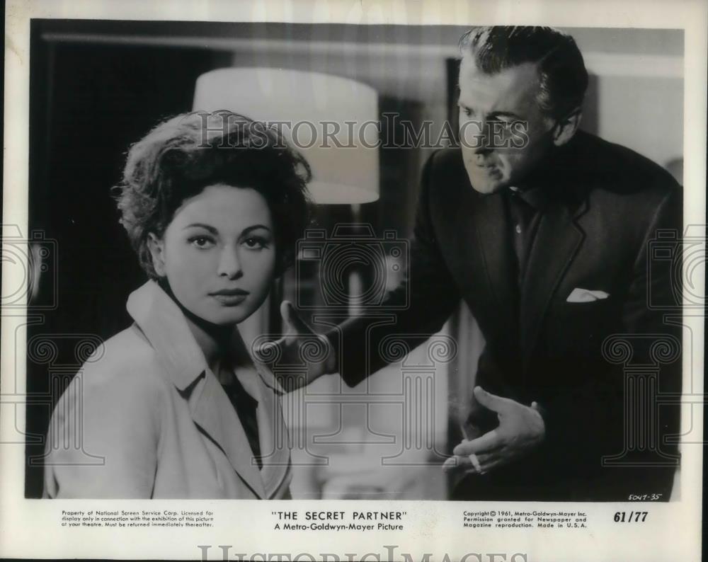 1961 Press Photo Haya Harareet & Stewart Granger in The Secret Partner - Historic Images