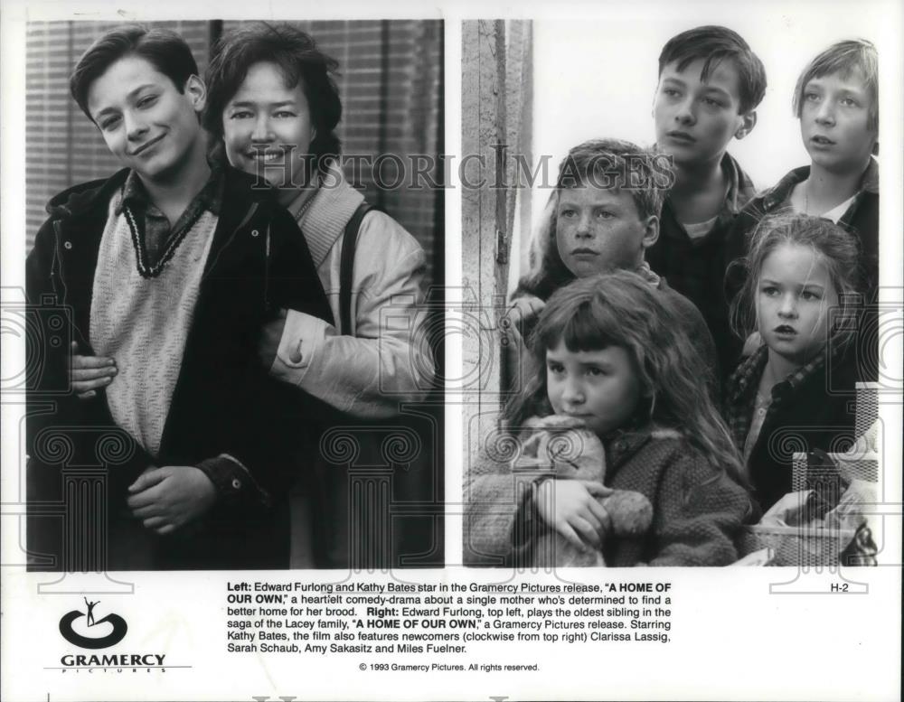 1993 Press Photo Edward Furlong & Kathy Bates in A Home of Our Own - cvp12525 - Historic Images