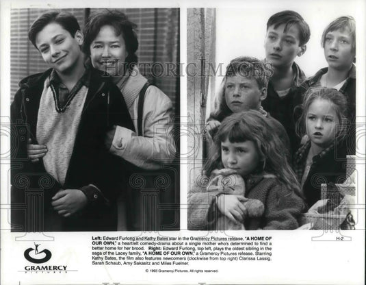 1993 Press Photo Edward Furlong & Kathy Bates in A Home of Our Own - cvp12525 - Historic Images