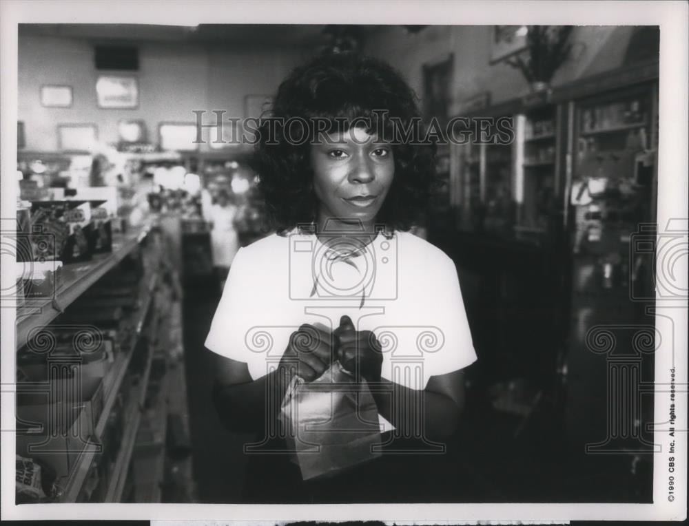 1990 Press Photo Whoopi Goldberg in My Past is My Own - cvp09171 - Historic Images