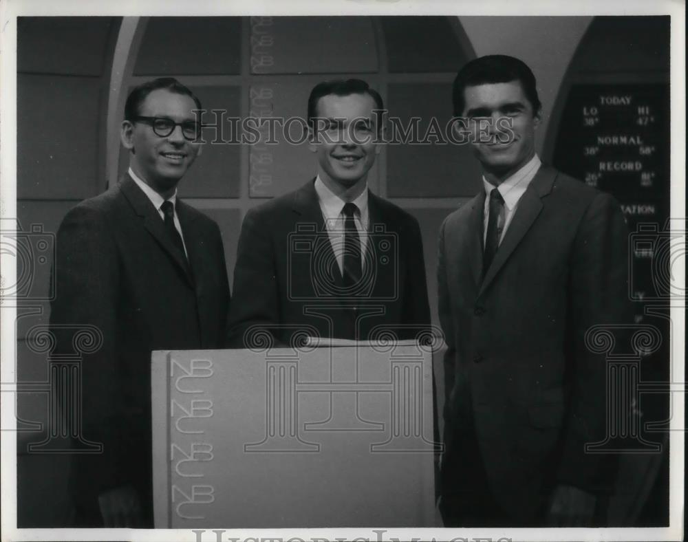 Press Photo Dick Hammer, Ron Becker and Jack Hicks - cvp18533 - Historic Images