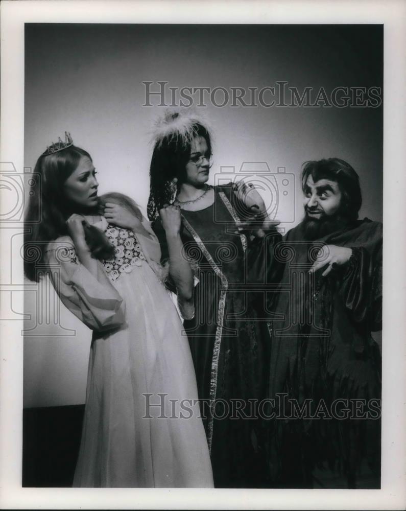 1971 Press Photo Karen Grayson Michele Vacca Arthur Anthony in Rumplestiltskin - Historic Images