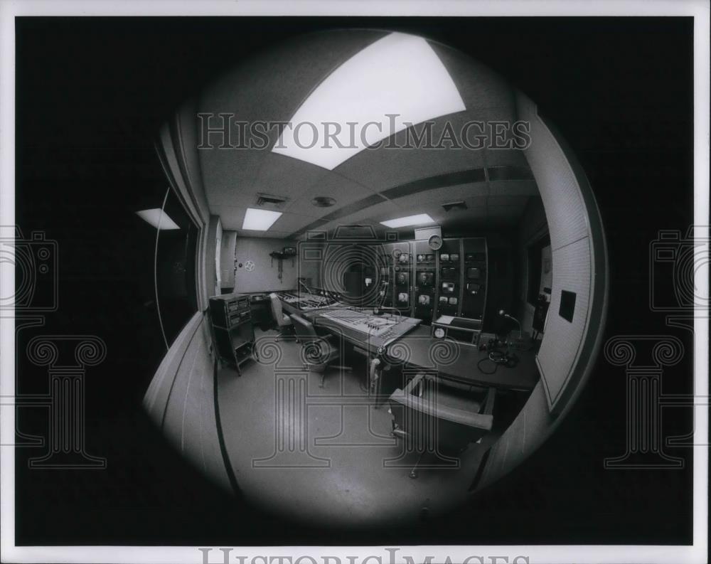1971 Press Photo Fish eye Lens - cvp18527 - Historic Images