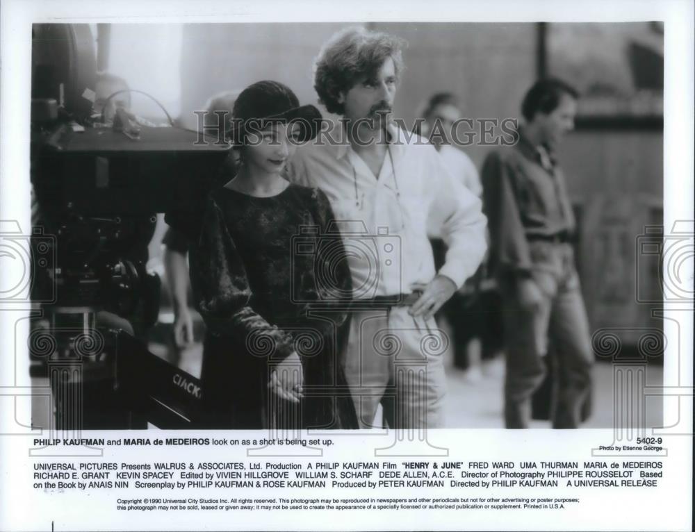 1990 Press Photo Philip Kaufman and Maria de Medeiros in Henry & June - Historic Images