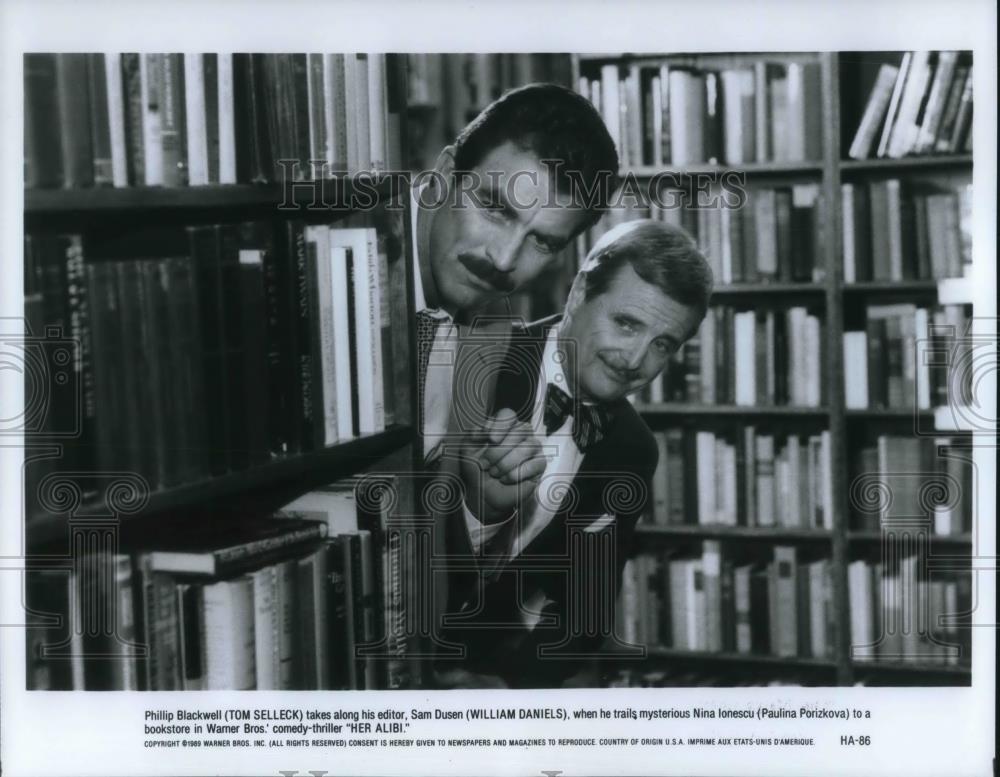 1990 Press Photo Tom Selleck and William Daniels in a scene from Her Alibi - Historic Images