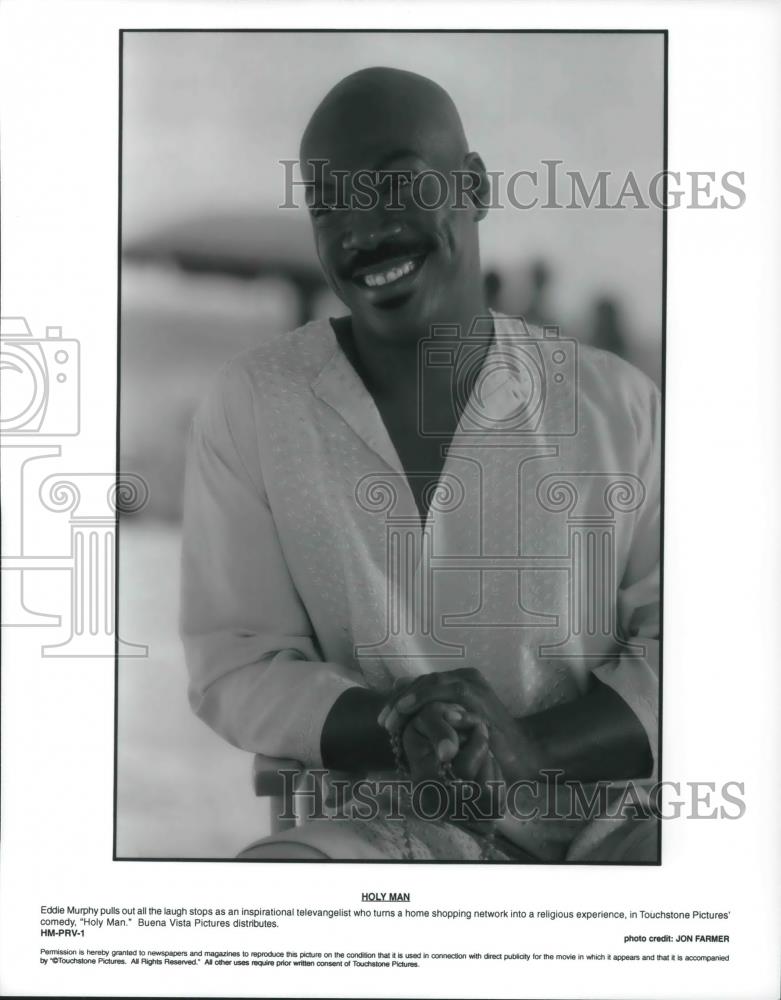 1998 Press Photo Eddie Murphy in Holy Man - cvp11164 - Historic Images