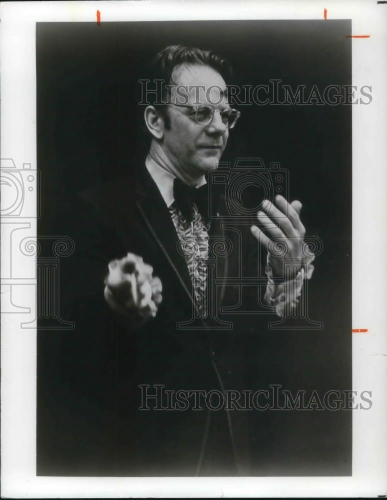 1977 Press Photo Richard Hayman Conducts Cleveland Orchestra Pops Concert - Historic Images